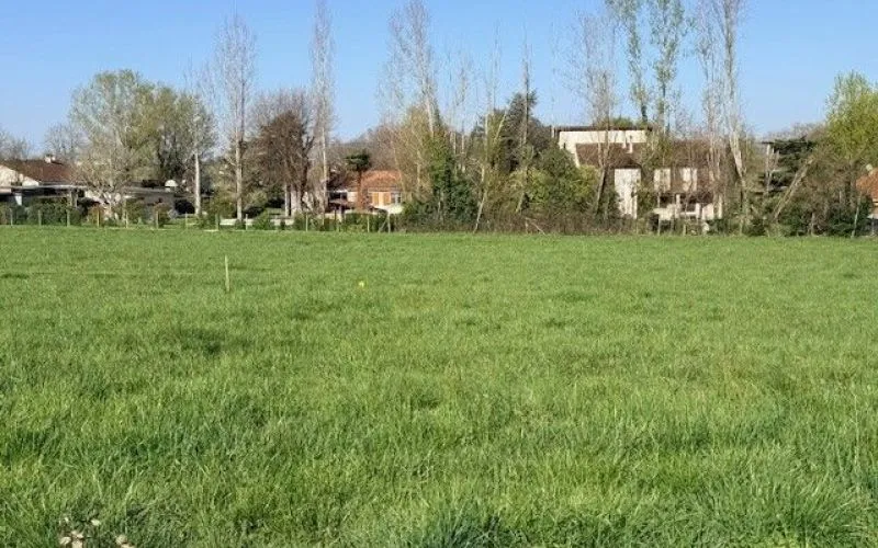 Terrain à bâtir de 725 m² à ALBI (81)
