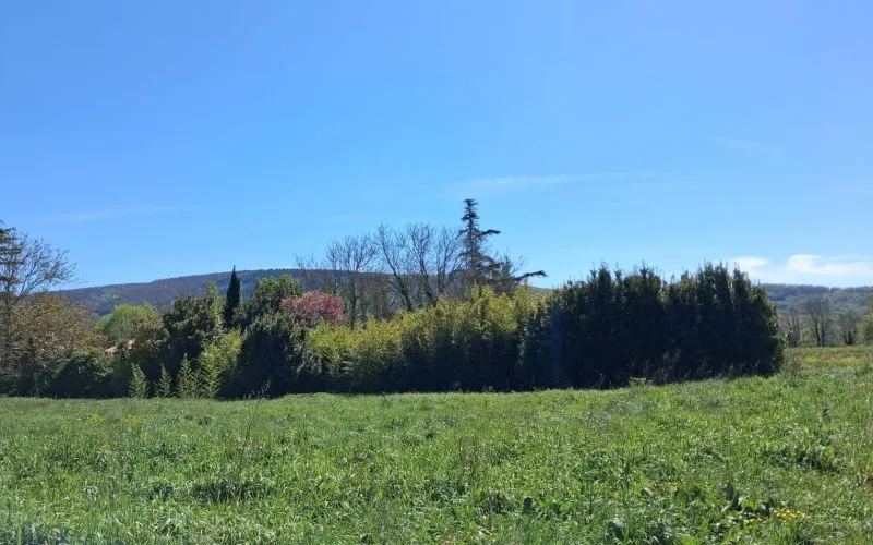 Terrain à bâtir de 830 m² à SOREZE (81)
